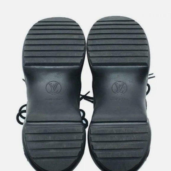 Louis Vuitton Louis Vuitton LV Arclight Line 18 Years Mesh x Leather Sneakers - Picture 2 of 3